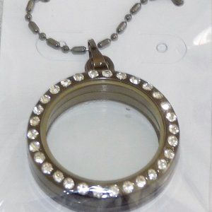 🎀 $6 -Floating Memory Lockets Necklaces Pendants Circle Round w/chain